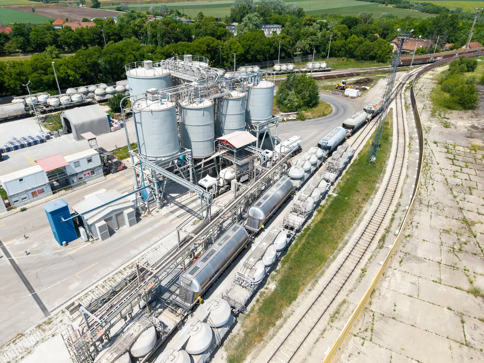 Aerial photography – DANUCEM Ercsi terminal (03) | Industry Photo