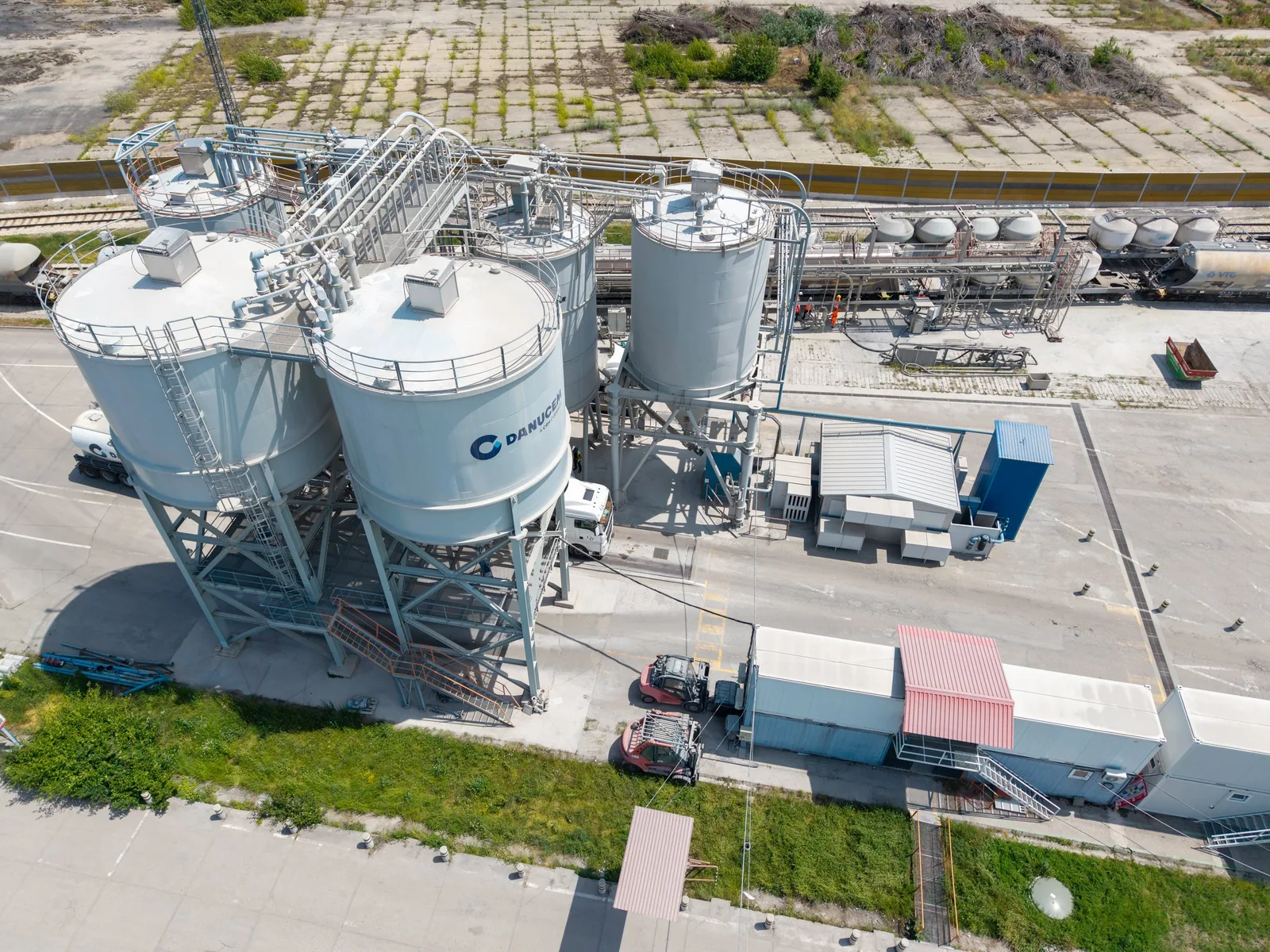 Aerial photography – DANUCEM Ercsi terminal (07) | Industry Photo